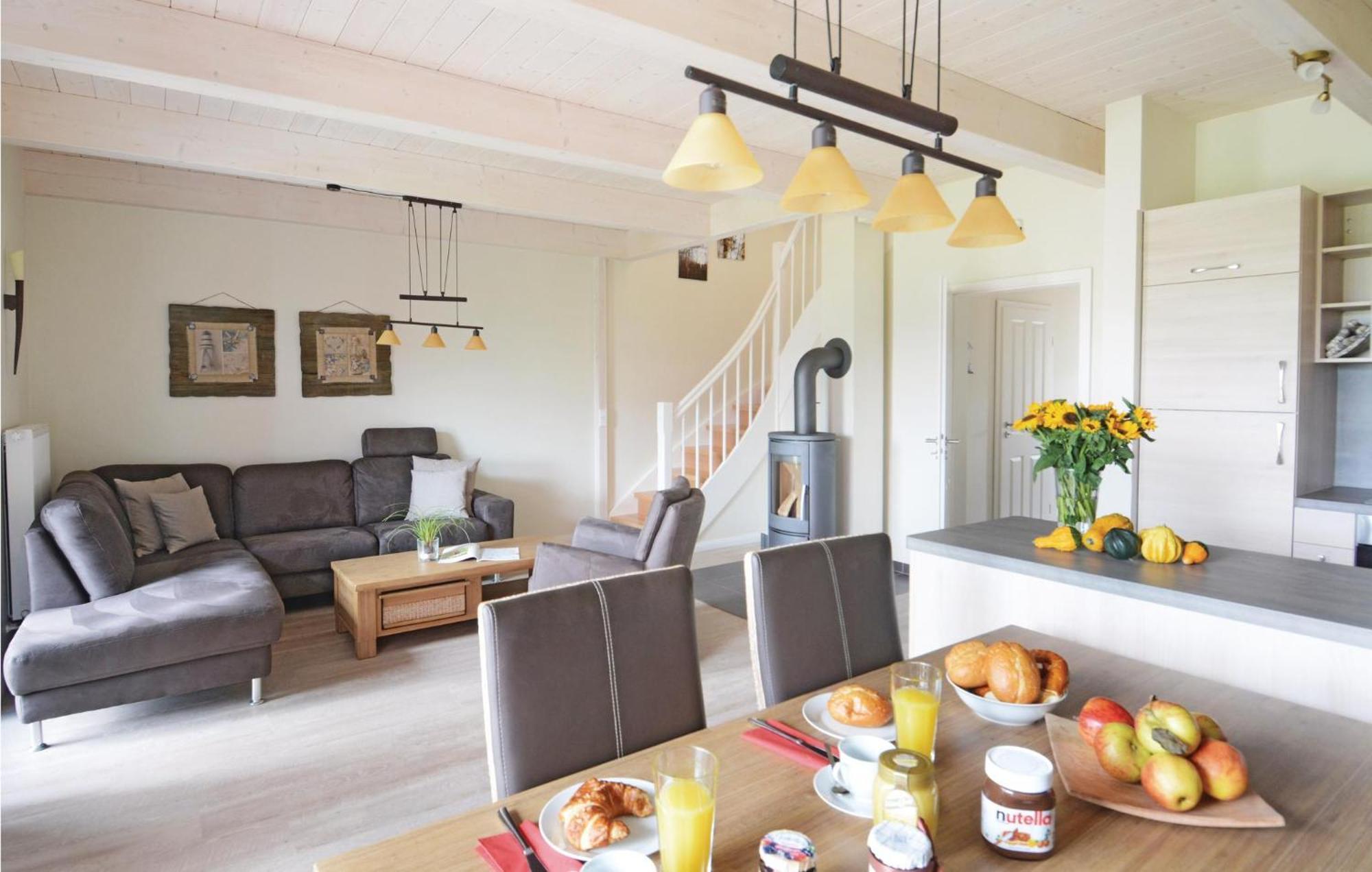 Gorgeous Home In Dagebuell With Kitchen Bagian luar foto