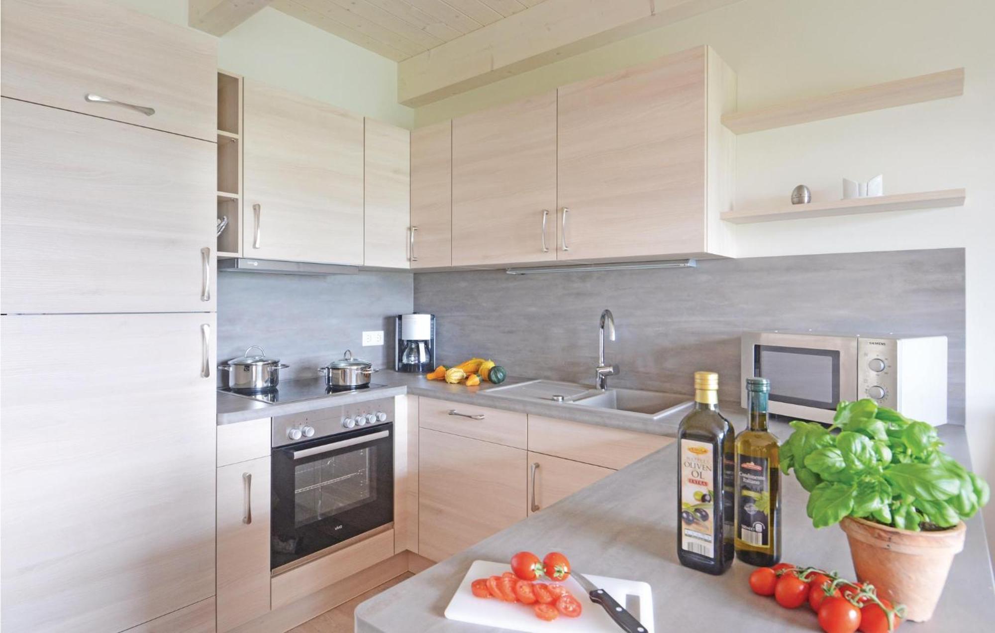 Gorgeous Home In Dagebuell With Kitchen Bagian luar foto